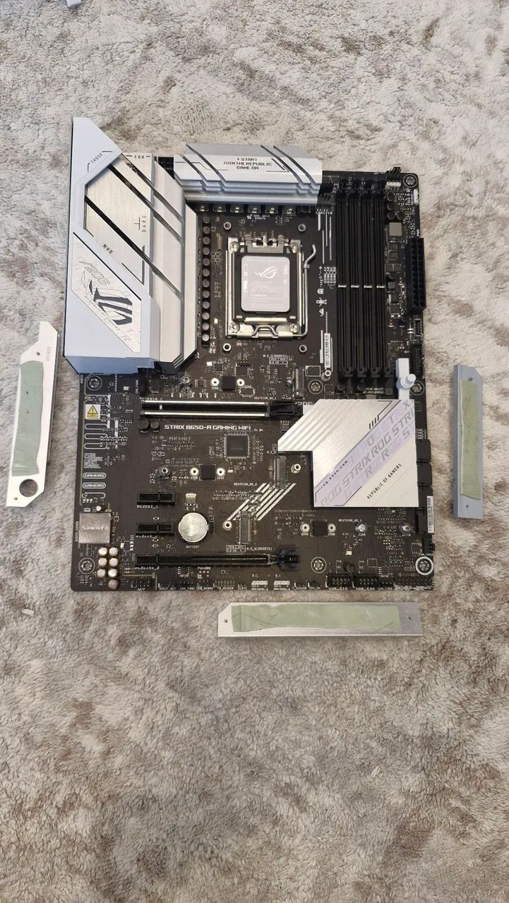 Placa Mãe Rog Strix B650-A Gaming Wifi recondicionada - Peças de