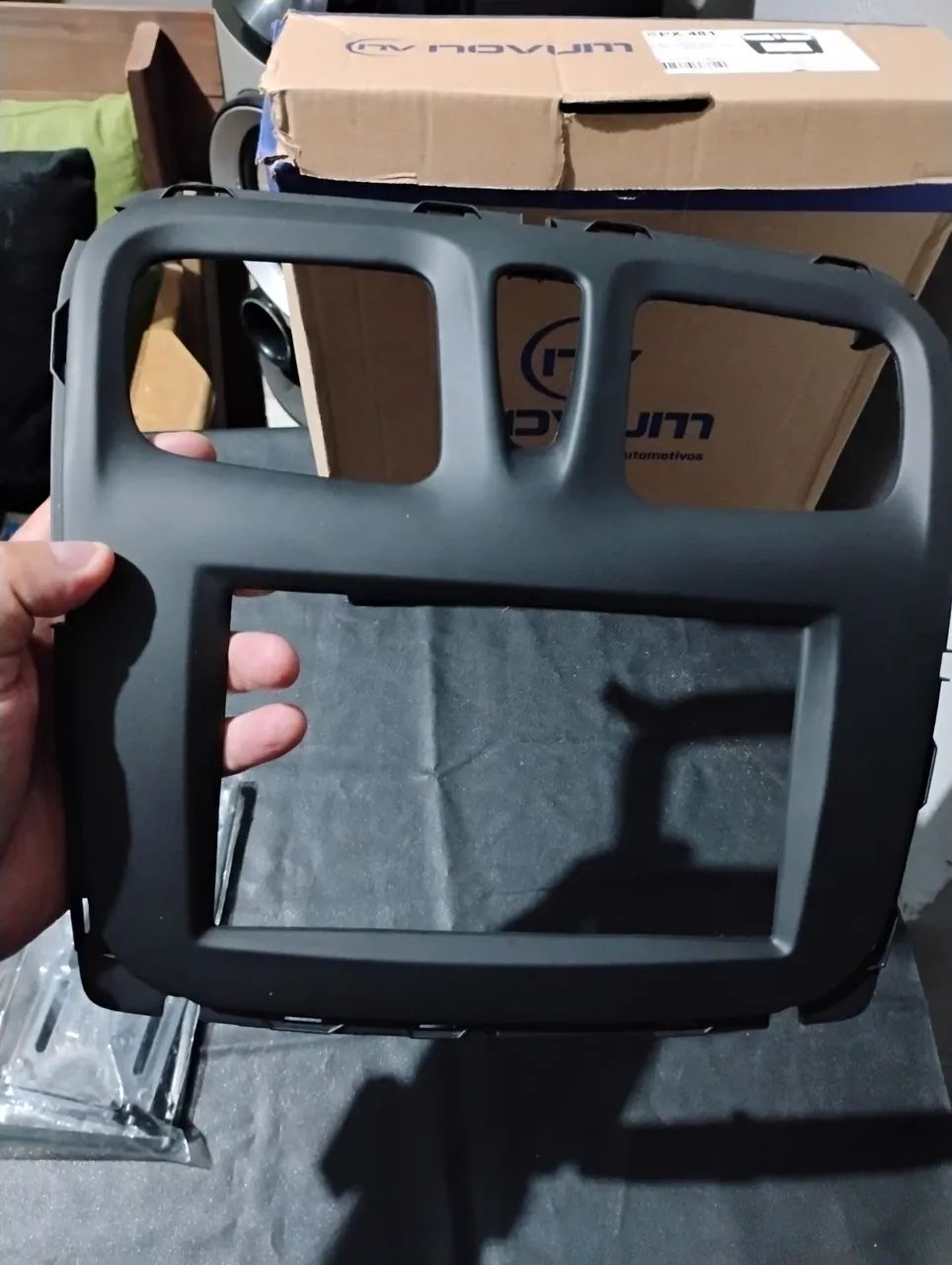Moldura para painel de multimídia Logan 2016 7 polegadas - Foto 3