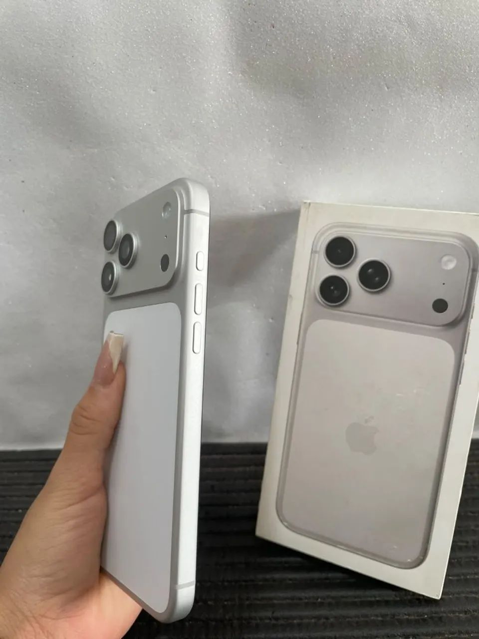 IPHONE 17 PRO MAX BRANCO 256GB - Foto 2