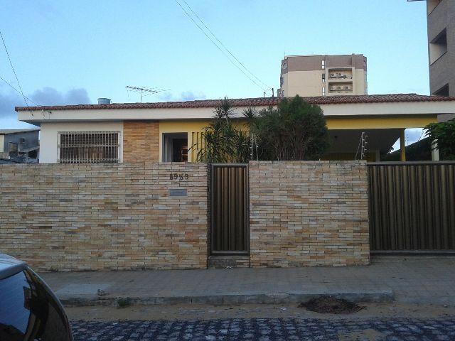 Casa 5 quartos em Ponta Negra