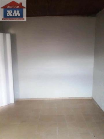 0014 - QNN 22, Excelente localização- Casa de fundos - Foto 4