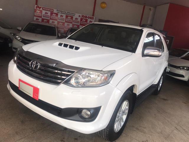 Toyota- Hillux SW4 srv- diesel 2013- 7 Lugares - Foto 2