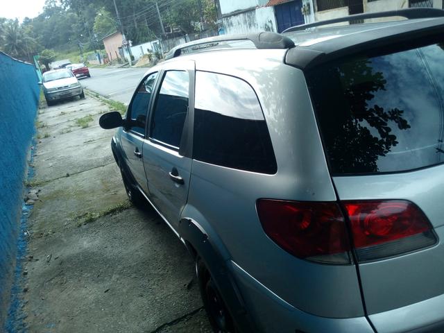 Vendo ou Troco Palio Weekend tregging 1.6 - Foto 2