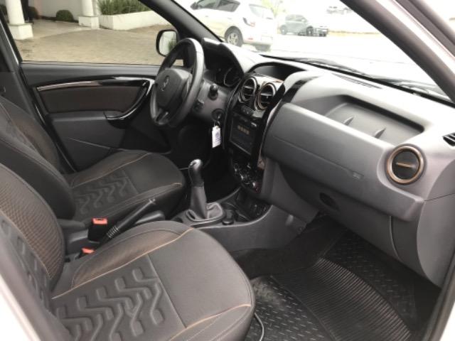 Duster 1.6 manual 2017 de concessionária - Foto 3