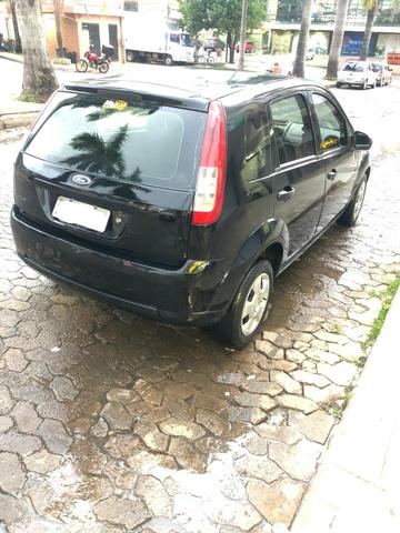 Ford Fiesta Hatch 1.0 Flex básico bem conservado 2007/2008 - Foto 2