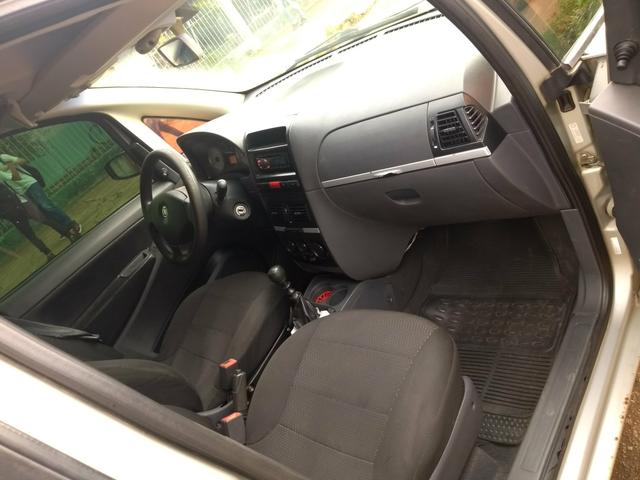 15000 Idea 1.4 flex 2008 vendo e troco em carro ou moto de menor valor aceito propostas - Foto 3
