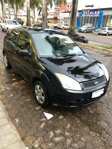 Ford Fiesta Hatch 1.0 Flex básico bem conservado 2007/2008