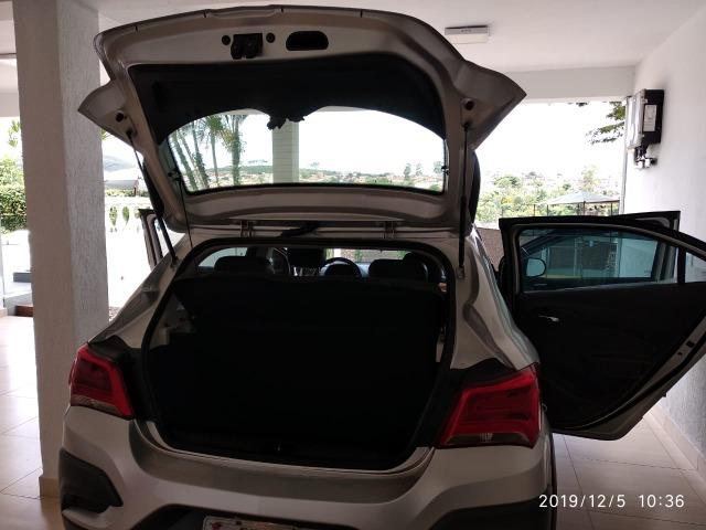 Carro Onix Activ em perfeito estado - Foto 6