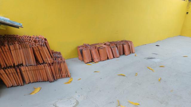 Telhas Romana R$ 0,50 a unidade tem quase 300 unidades - Foto 3