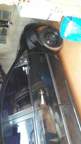 Agil ford fiesta sedan - Foto 6