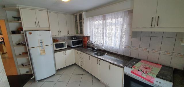 Ótima Casa Térrea 3 Quartos no Capão Raso com Amplo Terreno - Foto 6