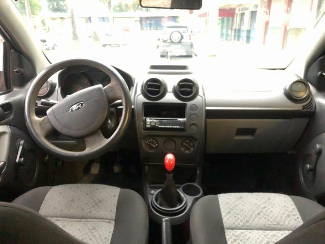 Ford Fiesta Hatch 1.0 Flex básico bem conservado 2007/2008 - Foto 6