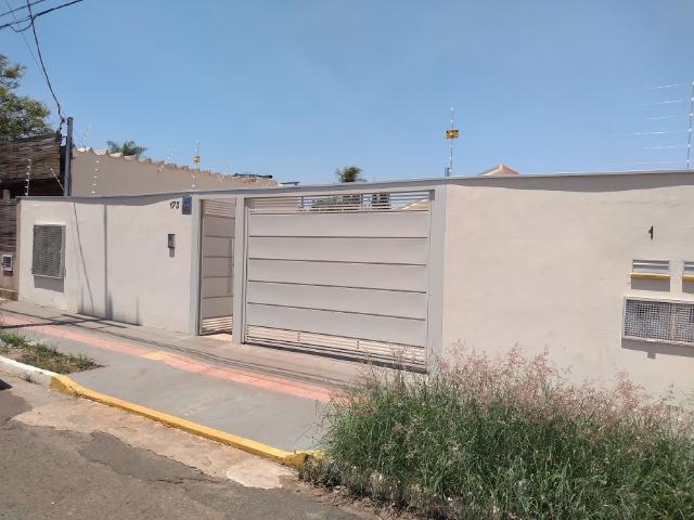 Casa em condomínio