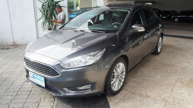 FORD FOCUS 2.0 SE FASTBACK 16V FLEX 4P POWERSHIFT