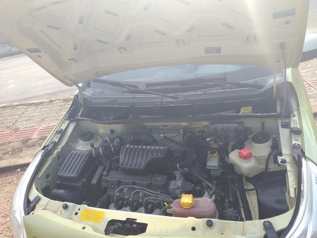 Vendo ou faço troca por outro carro. baixei o preço pra vender logo - Foto 6