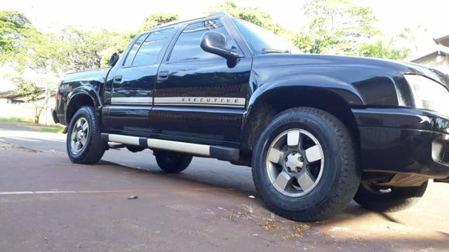 S 10 Executiva 4x4 2011 Diesel completa revisada pneus novos - Foto 4