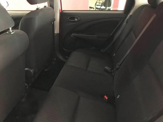 TOYOTA ETIOS 1.5 X SEDAN 16V FLEX 4P MANUAL. - Foto 3