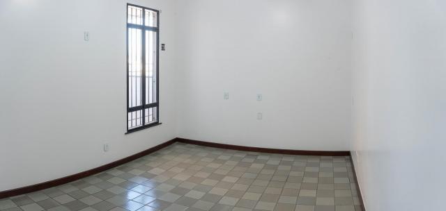 Rédio na avenida desembargador maynard, bairro cirurgia - Foto 5