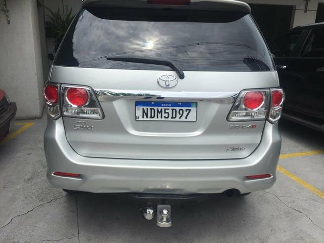 Toyota Hilux. CD 4X4 Sw4 2014 - Foto 2