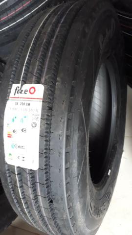 Pneu 275 Liso/Direcional
