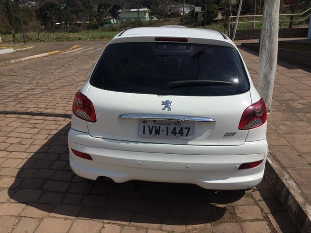 Peugeot 207 2014 - Foto 3