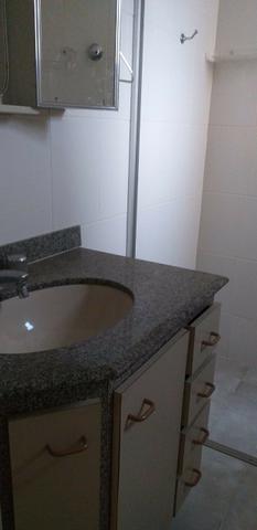 Apartamento lateral, prédio de frente para a Praia do Morro Guarapari - Foto 19