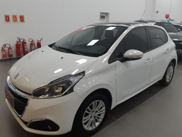 Peugeot 208 allure automatico - Foto 6