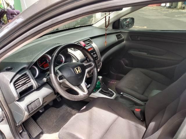 Vende se Honda city