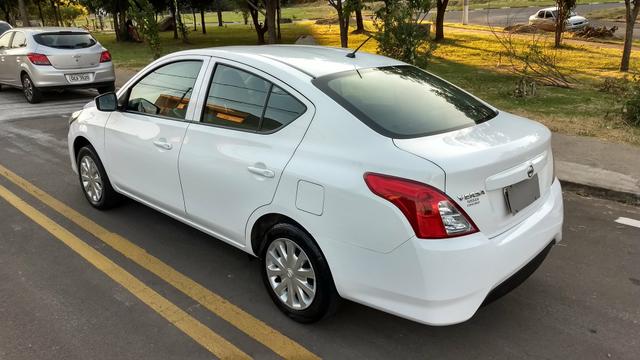 Nissan Versa 1.0 12V flex (todas revisões em concessionária) 2016 - Foto 9
