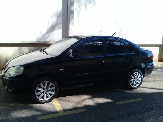 POLO SEDAN