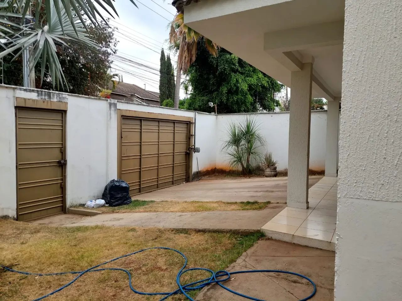 SOBRADO JARDIM AMERICA Sobrado com 4 Quarto(s) e 2 banheiro(s) à Venda, 275 por R$ 1.600.0 - Foto 3