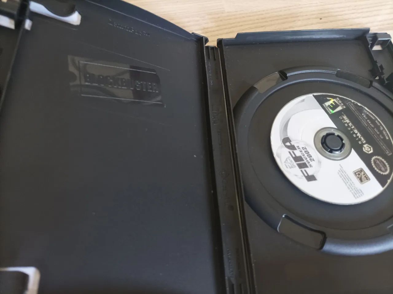FIFA Soccer 2002 e 2003 para Nintendo GameCube - Foto 4