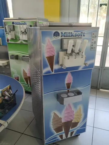 Máquina de sorvete Milksoft