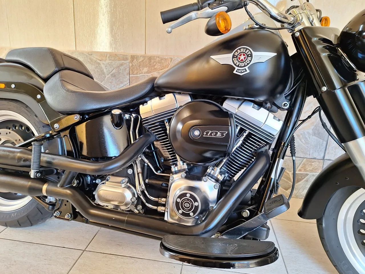 Harley Davidson FAT Boy Special troco e financio aceito carro ou moto  ... - Foto 5