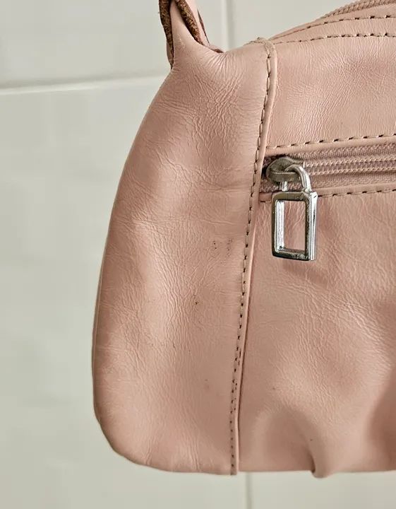 Bolsa de Ombro Couro Sintético  - Foto 4
