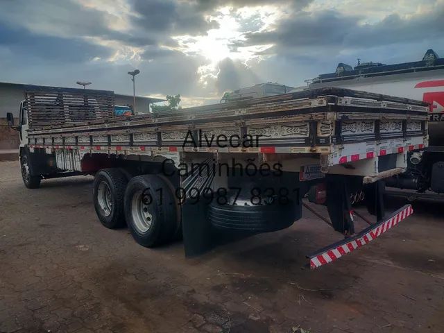 Cargo 2428/07 truck carroceria de madeira com 8.5 m - Foto 4