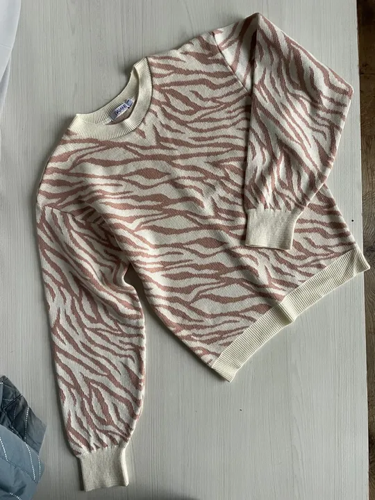 Blusa tricot animal print
