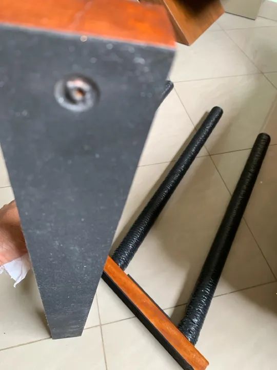 Rack de Parede para Pranchas de Surf usado - Foto 4