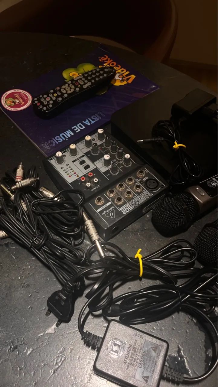 Karaokê Completo Videokê Oficial com 2 Microfones e Mesa de Controle - Foto 3