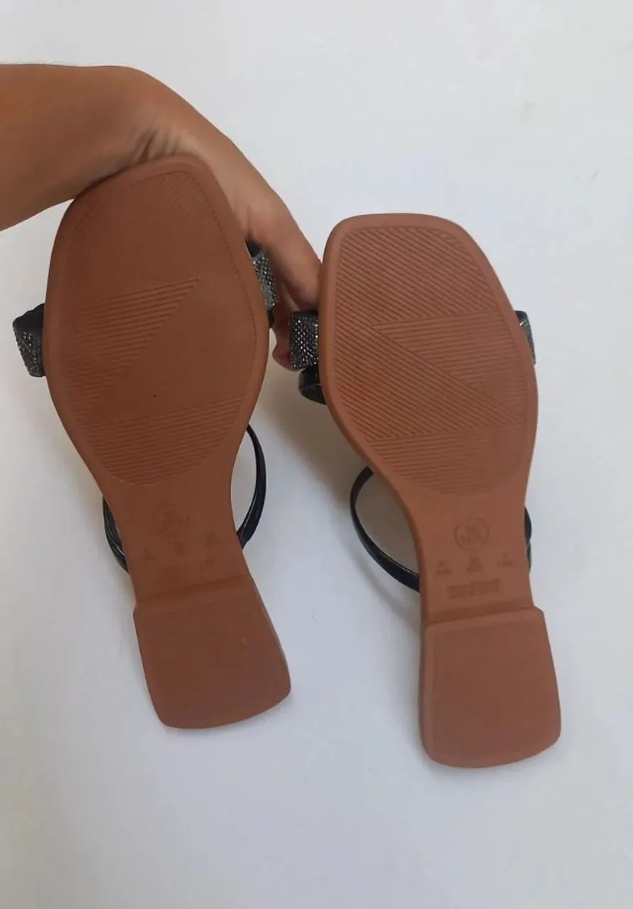 Rasteirinha detalhe de brilho - Foto 3