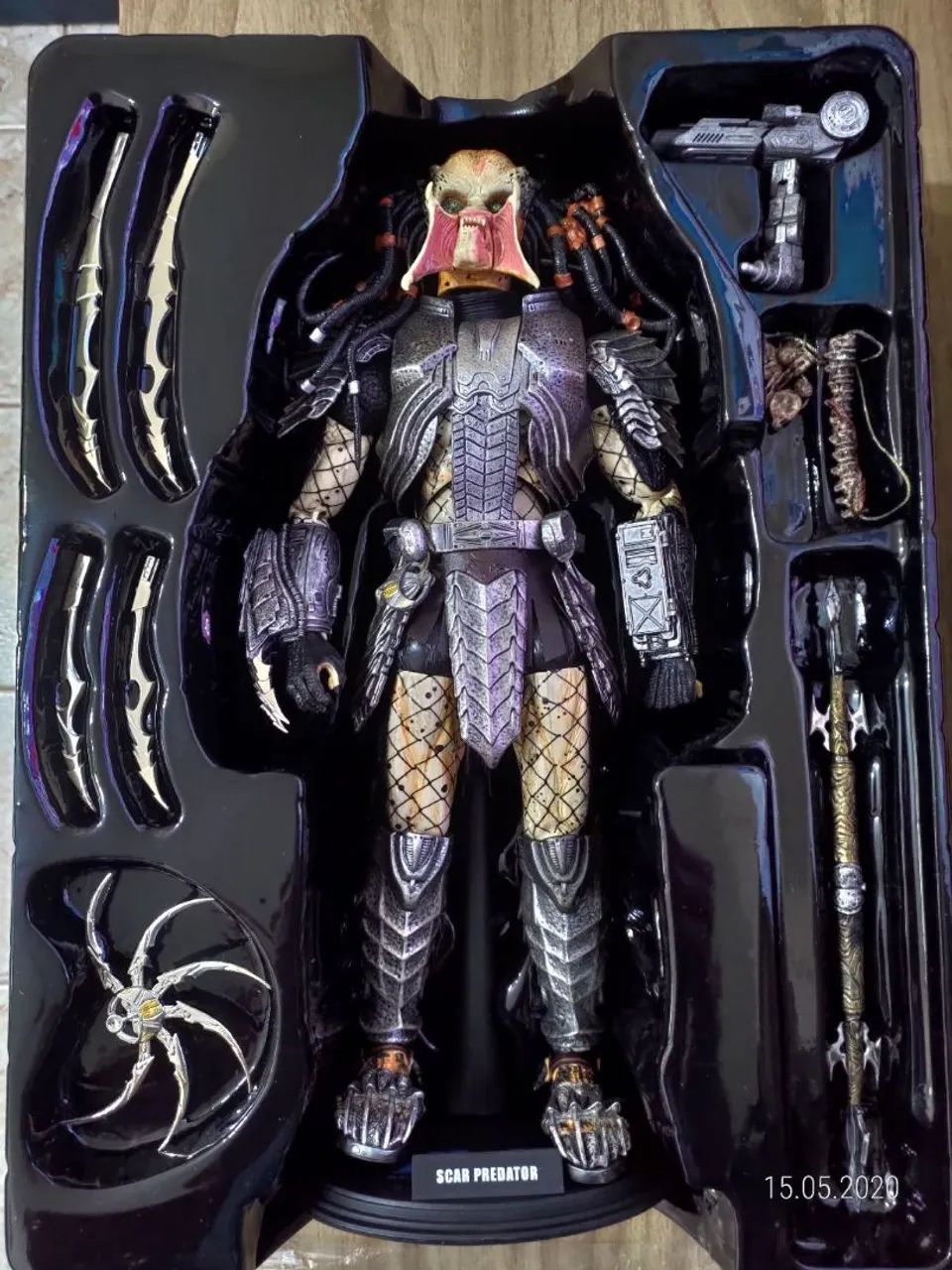 Predator scar avp Alien vs Predador 32cm - Hobbies e coleções