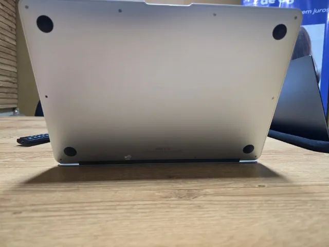 MACBOOK AIR 13" 2017 - 8GB RAM SSD 130GB, bateria: 252 ciclos. - Foto 4