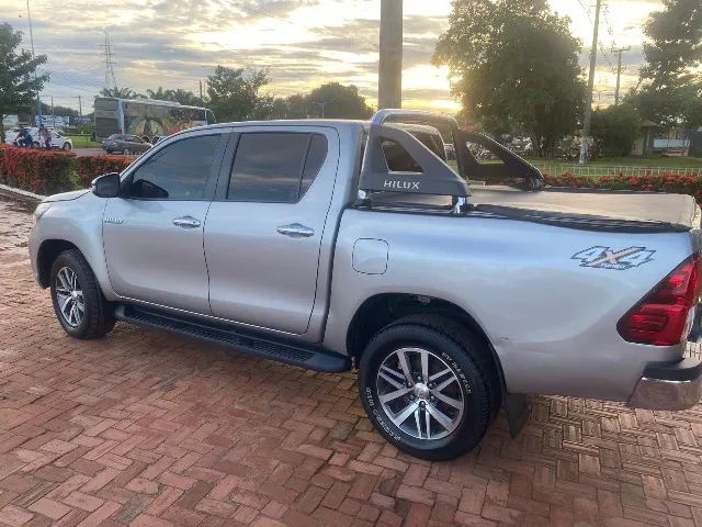 HILUX 2020 SRV 4X4 DIESEL - Foto 2