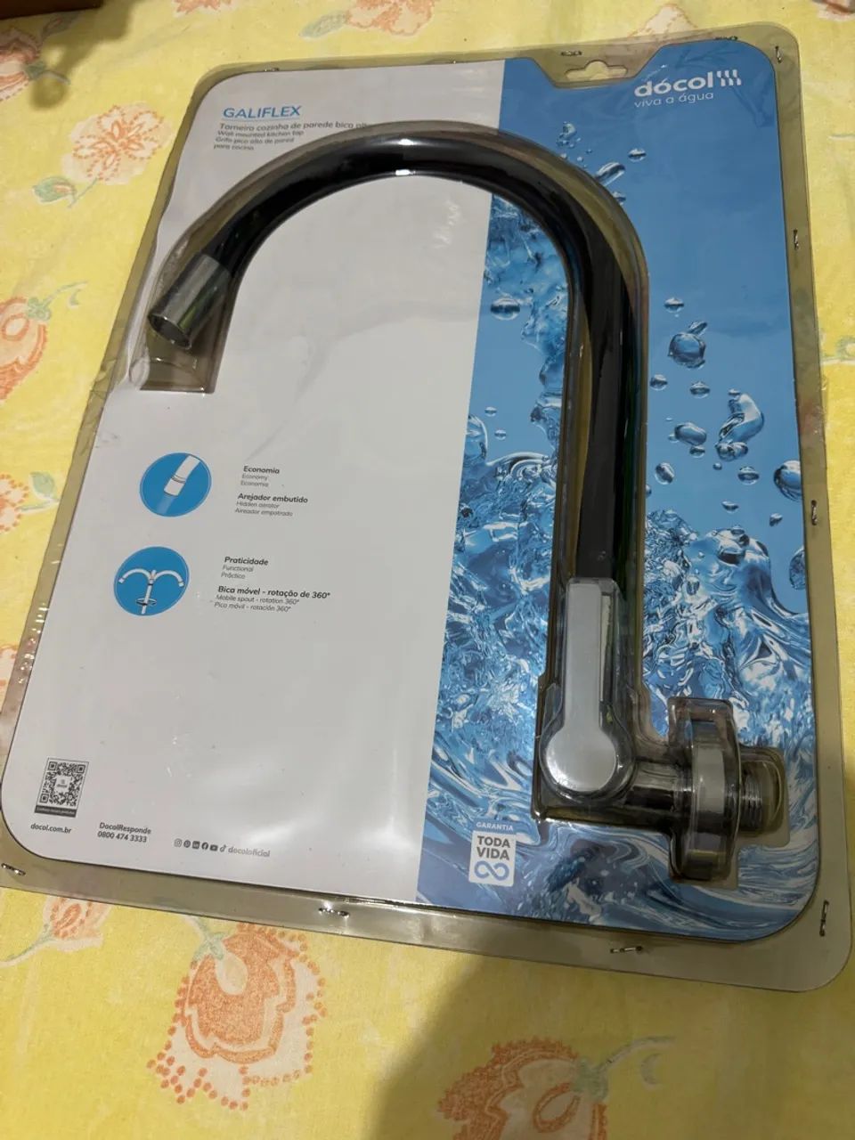 Torneira para Cozinha de Parede Docol Galiflex Chrome Preto