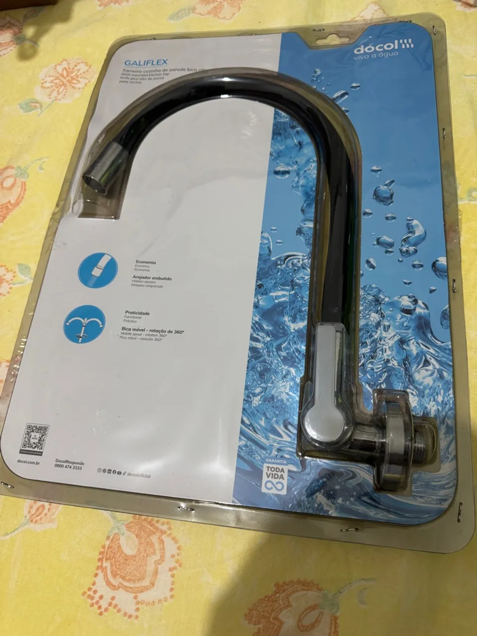 Torneira para Cozinha de Parede Docol Galiflex Chrome Preto