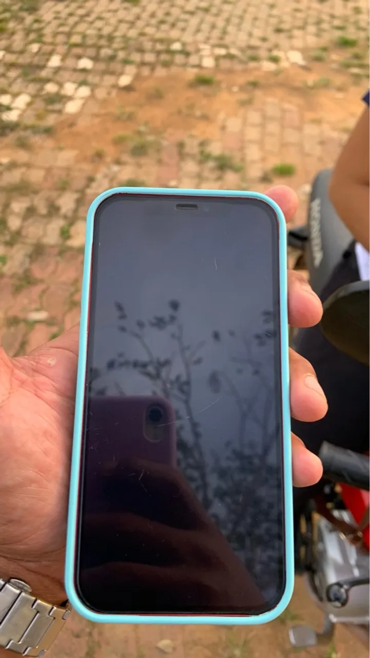 iPhone 12 original funcionando perfeitamente