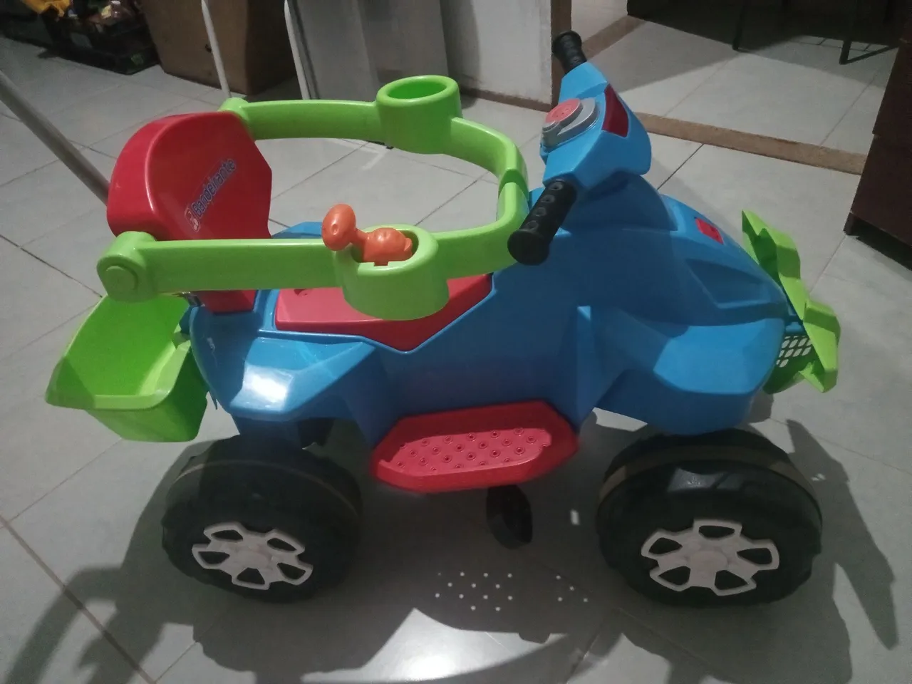 Mini Quadriciclo Infantil Bandeirante