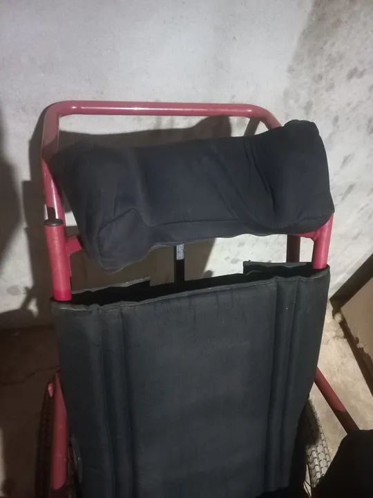 Cadeira de rodas  - Foto 3