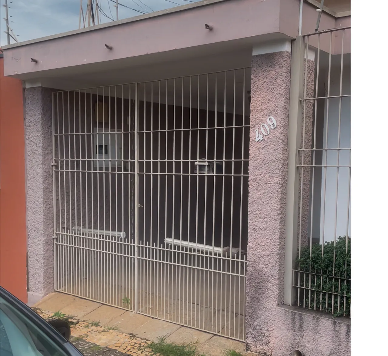 Portão de Aço Residencial - Segurança e Estilo