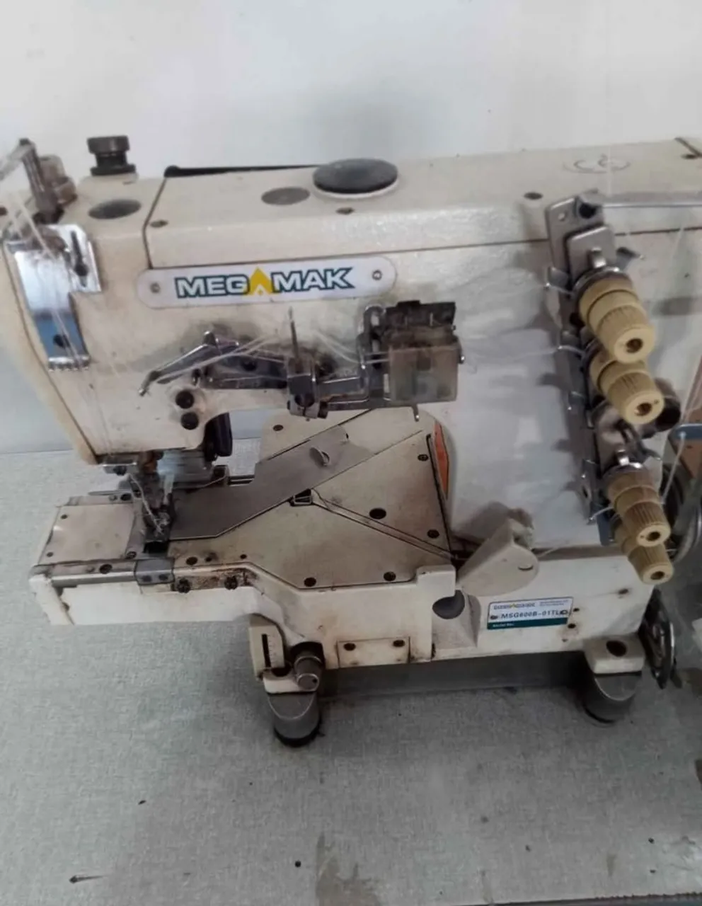 Máquina Galoneira elastiqueira industrial Megamak